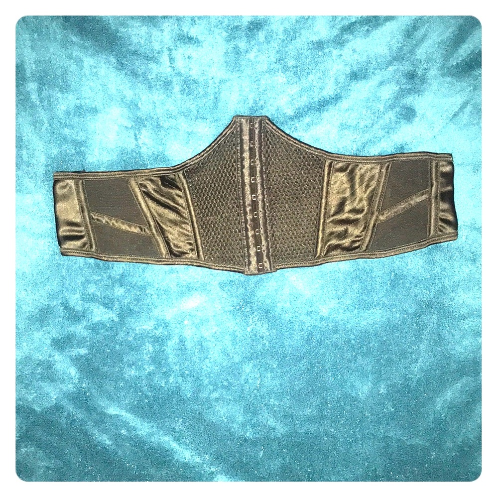 SOLD!! Waist Cincher Zip Up Belt
